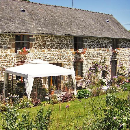 La Cloue Bed & Breakfast Sainte-Marie-du-Bois  ภายนอก รูปภาพ
