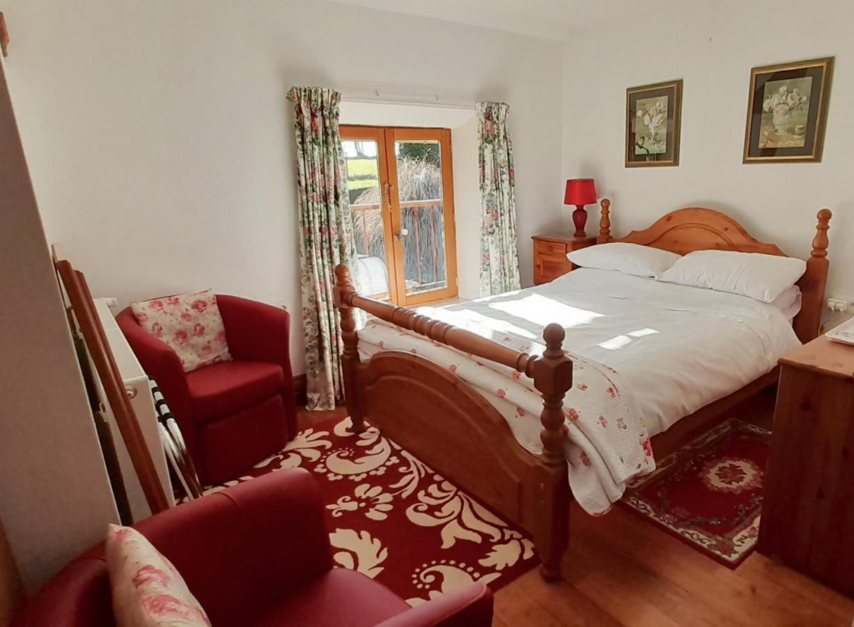 La Cloue Bed & Breakfast Sainte-Marie-du-Bois  ภายนอก รูปภาพ