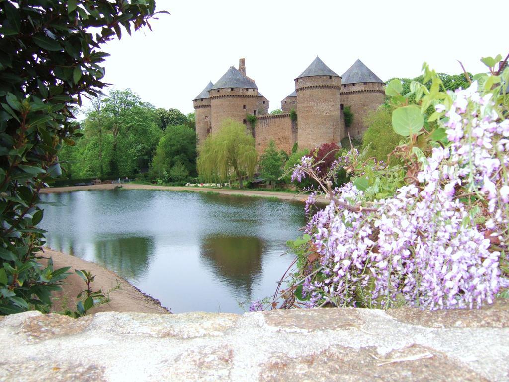 La Cloue Bed & Breakfast Sainte-Marie-du-Bois  ภายนอก รูปภาพ