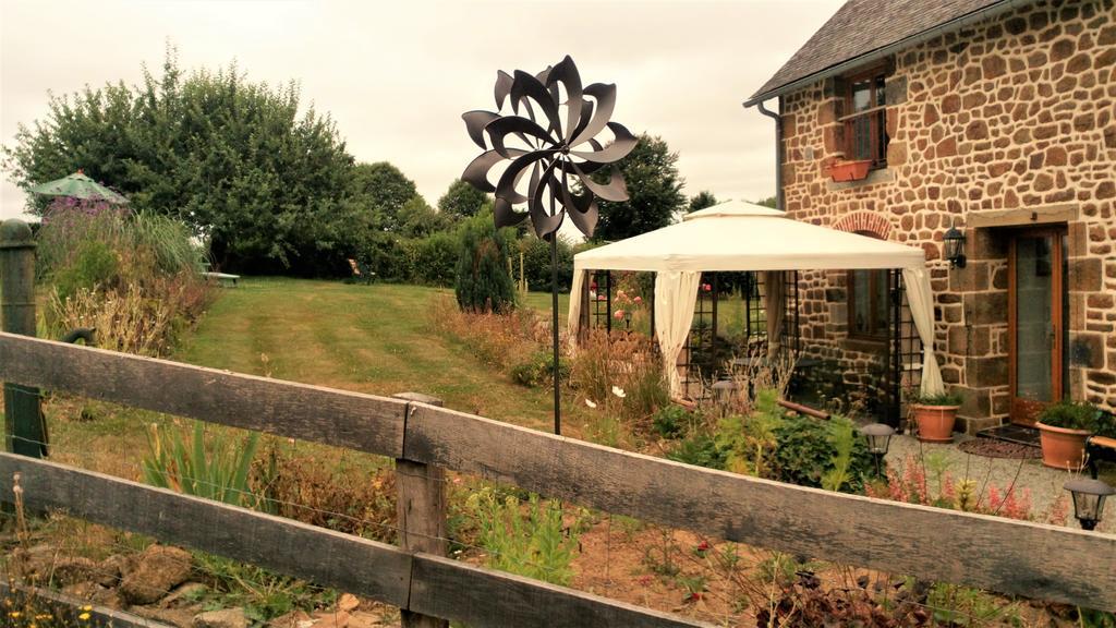 La Cloue Bed & Breakfast Sainte-Marie-du-Bois  ภายนอก รูปภาพ